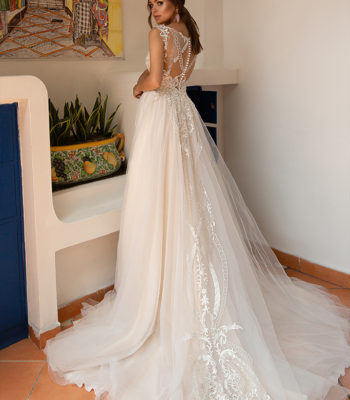 Lindsey-Oksana Mukha