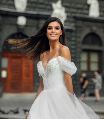 ABEL-Oksana Mukha