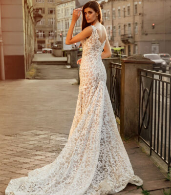 CAMERON-Oksana Mukha