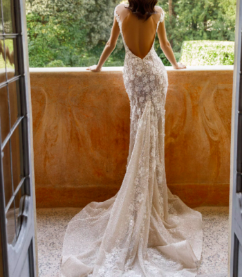 Suknia ślubna VIOLET-OKSANA MUKHA Trunk Show